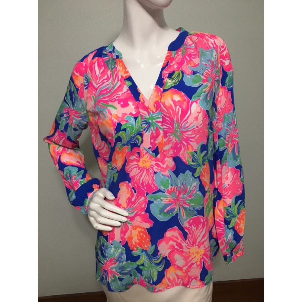 Lilly Pulitzer Martinique Top (28506) runs big